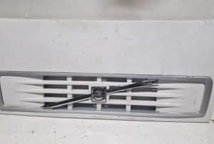 ΜΑΣΚΑ ΚΑΠΩ ΓΝΗΣΙΟ ΜΕΤΑΧΕΙΡΙΣΜΕΝΟ ΚΟΜΠΛΕ VOLVO FH V2